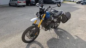 Triumph Scrambler 1200 XE (2019 - 20)  (8)