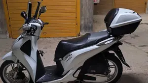 Honda SH 150i (2017 - 19)  (4)