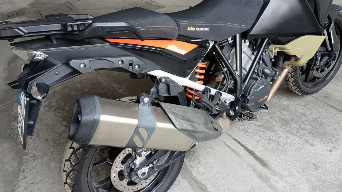 KTM 1050 Adventure (2015 - 16)  (5)