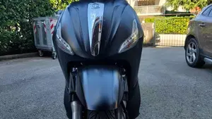 Piaggio Beverly 300 i.e. Police ABS-ASR (2017 - 20) 