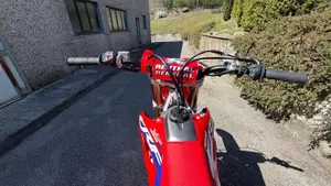 Honda CRF 450R (2024)  (6)