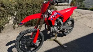 Honda CRF 450R (2024)  (9)