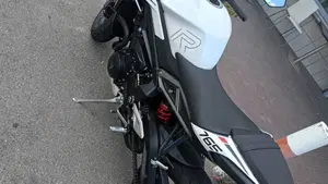 Triumph Street Triple 765 R (2023 - 26)  (4)