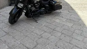 Harley-Davidson Road King Special (2021 - 25)  (6)