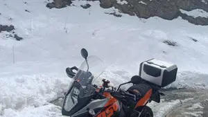 KTM 1050 Adventure (2015 - 16)  (3)
