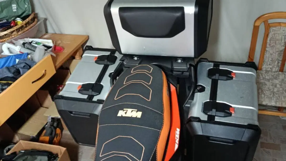 KTM 1050 Adventure (2015 - 16)  (8)