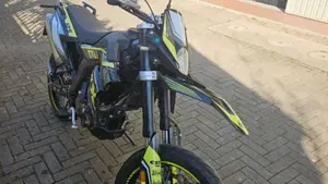 FB Mondial SMX 125 Motard (2021 - 24)  (2)