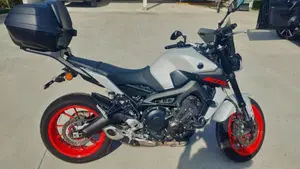 Yamaha MT-09 SP (2018 - 20)  (2)