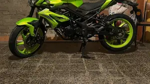 Benelli BN 125 (2021 - 25)  (2)