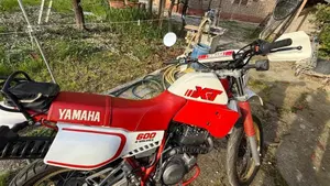 Yamaha   (2)
