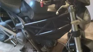 Ducati Monster 696 (2008 - 13)  (3)