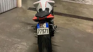 MV Agusta Brutale 800 EAS ABS (2012 - 15)  (5)