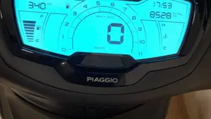 Piaggio Beverly 300 S ABS-ASR (2021 - 25)  (5)