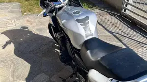 Yamaha FZS 600 Fazer (1998 - 01)  (3)