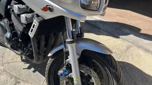 Yamaha FZS 600 Fazer (1998 - 01)  (7)