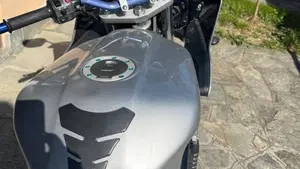 Yamaha FZS 600 Fazer (1998 - 01)  (8)
