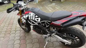 Aprilia Dorsoduro 750 ABS (2009 - 17)  (2)