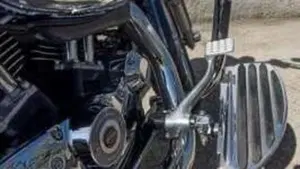 Harley-Davidson 1200 Custom (2007 - 13) - XL 1200C  (14)