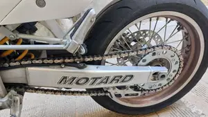 Honda CRF 450X (2007 - 08)  (8)