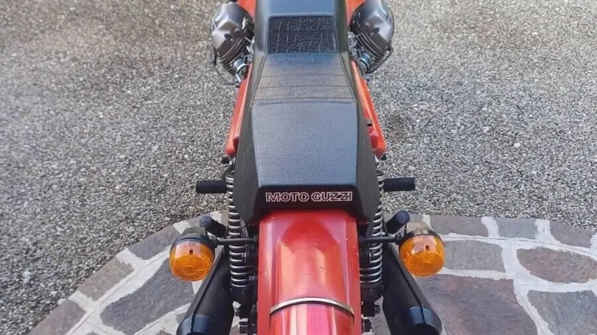Moto Guzzi   (3)