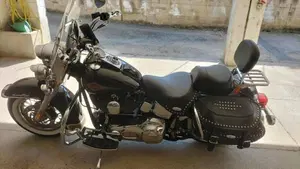Harley-Davidson 1450 Heritage Classic (1999 - 02) - FLSTC  (5)