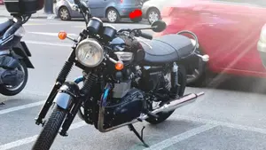 Triumph Bonneville T100 (2008 - 16)  (9)