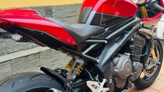 Triumph Speed Triple 1200 RR Bond Edition (2023) usata