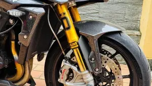 Triumph Speed Triple 1200 RR Bond Edition (2023)  (5)