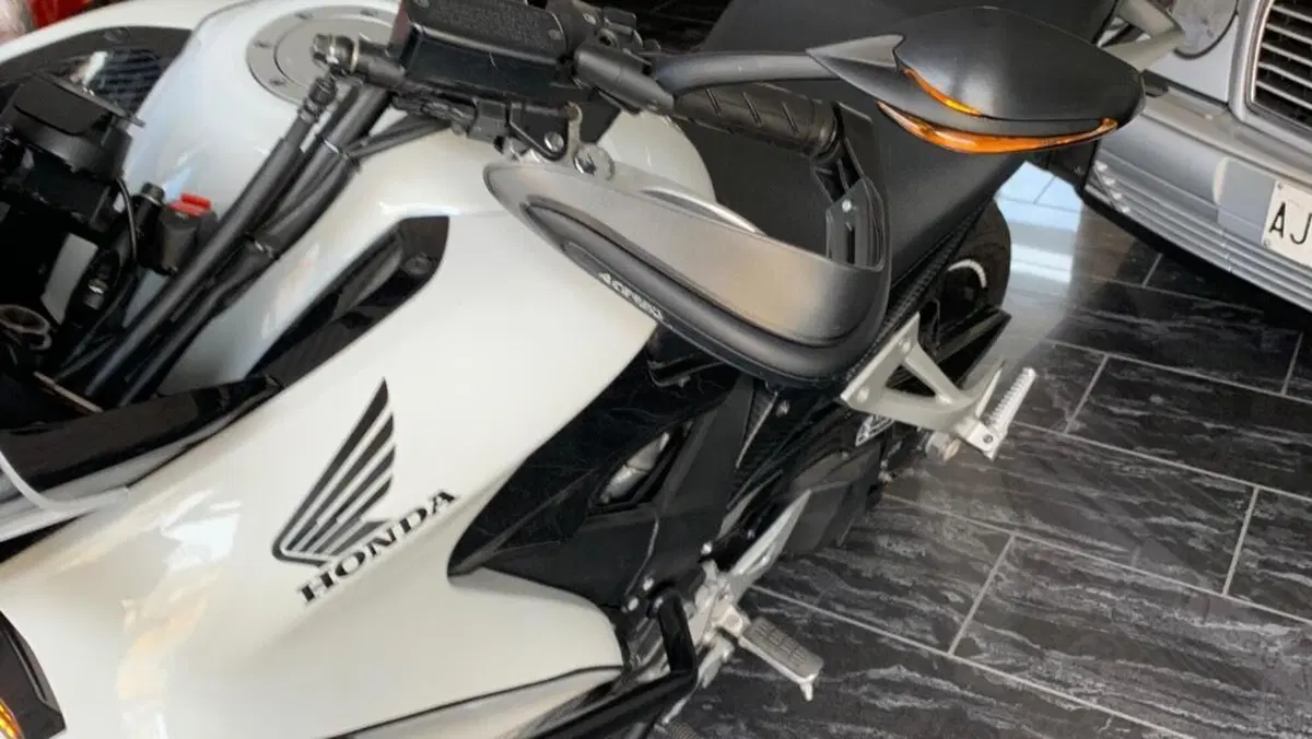 Honda Crossrunner ABS (2010 - 14)  (4)