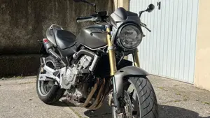 Honda Hornet 600 (2005 - 06)  (3)