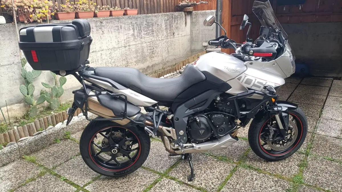 Triumph Tiger 1050 Sport ABS (2016 - 20)  (2)