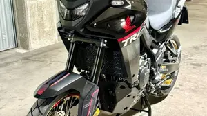 Honda Transalp XL750 (2025) 