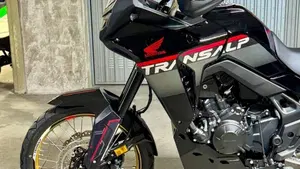 Honda Transalp XL750 (2025)  (5)