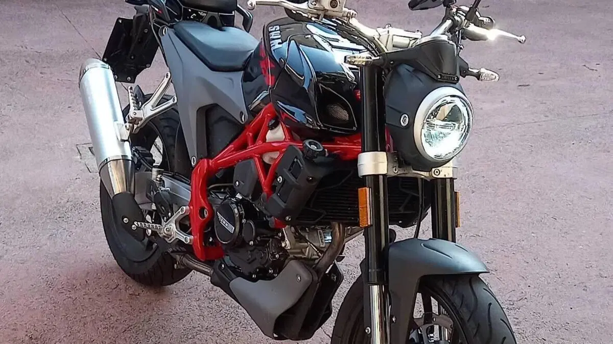 Swm Varez 125 (2022 - 23) 