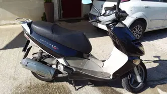 Aprilia Leonardo 250 (1999 -02) usata