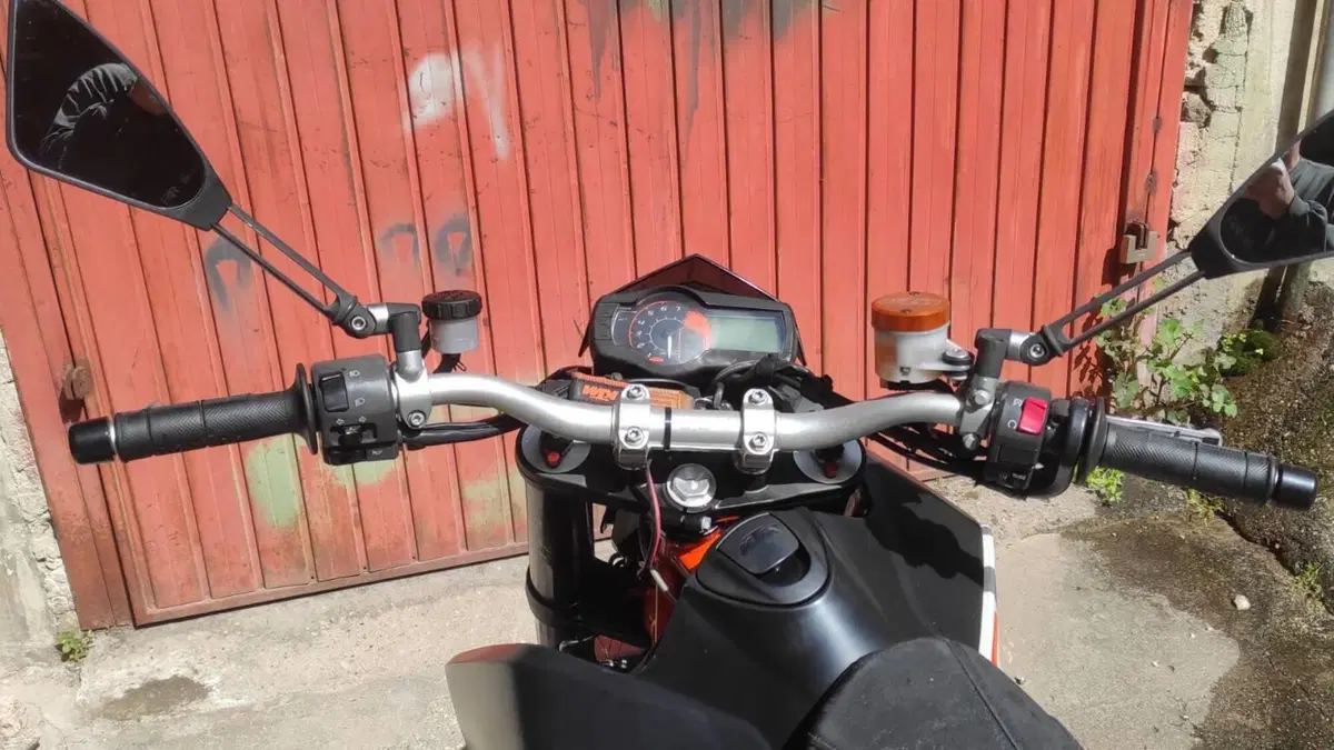 KTM 690 Duke R (2010 - 15)  (7)