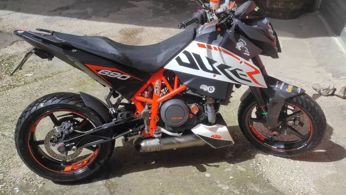 KTM 690 Duke R (2010 - 15) 