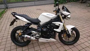 Triumph Street Triple (2007 - 12) 