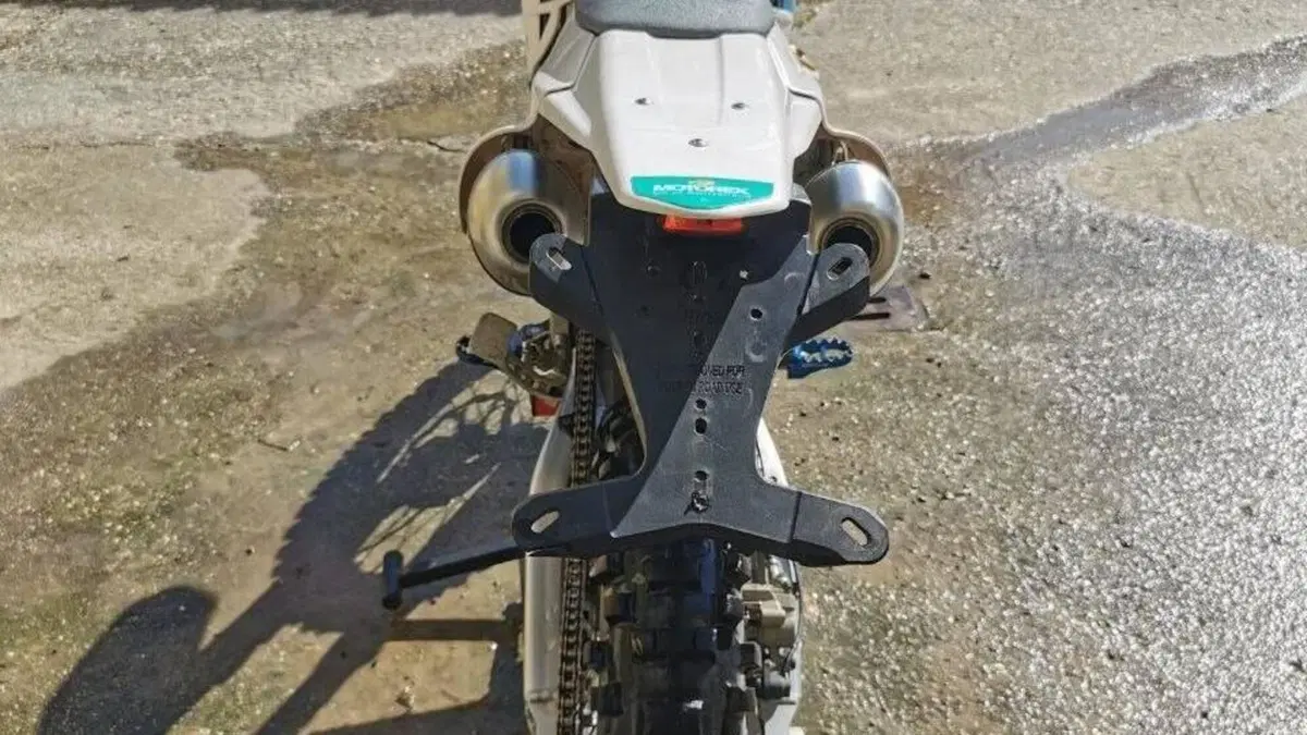 Tm Moto EN 300 ES Fi 4T (2023)  (6)