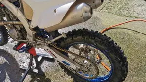 Tm Moto EN 300 ES Fi 4T (2023)  (10)