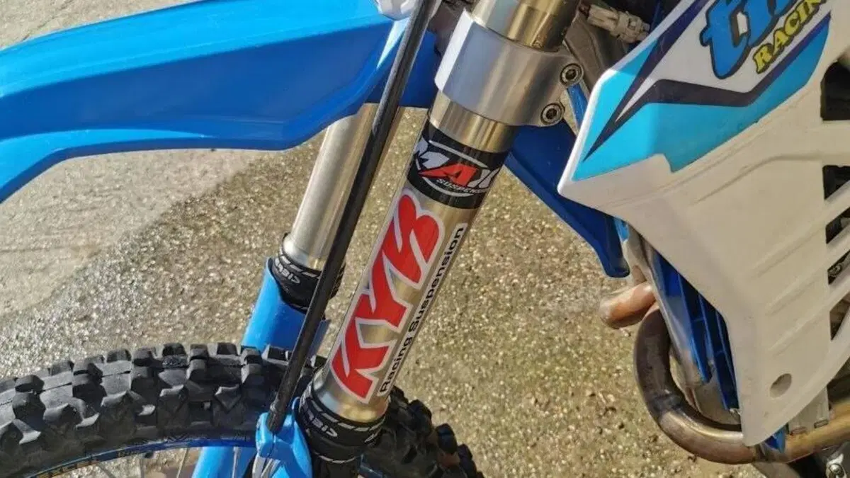 Tm Moto EN 300 ES Fi 4T (2023)  (4)