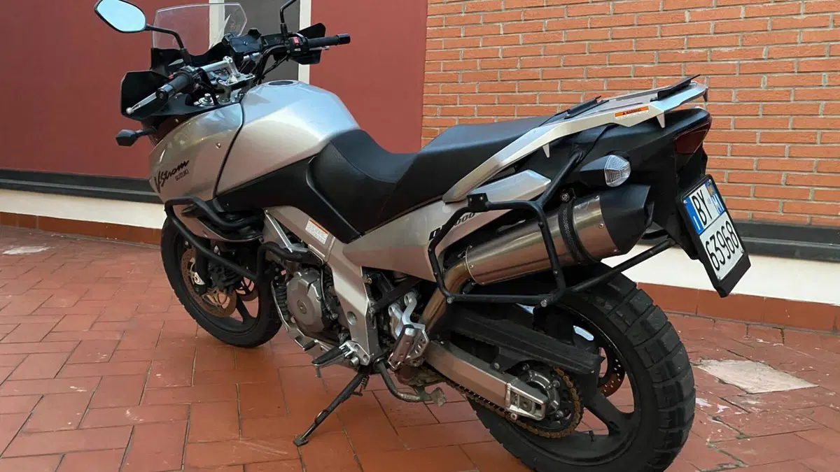 Suzuki V-Strom 1000 (2002 - 06)  (2)
