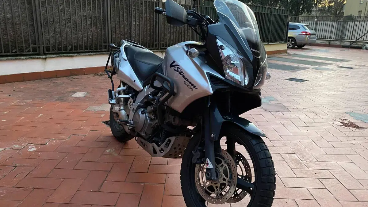 Suzuki V-Strom 1000 (2002 - 06)  (4)