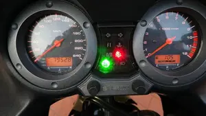Suzuki V-Strom 1000 (2002 - 06)  (7)