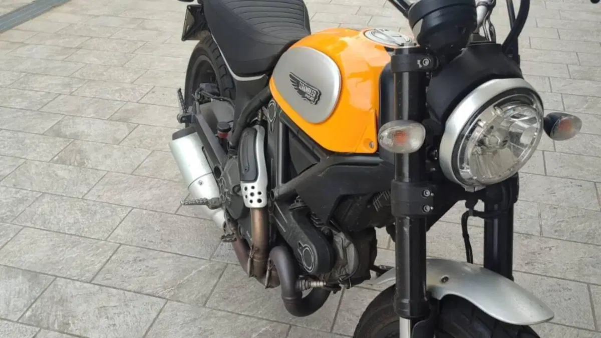 Ducati Scrambler 800 Classic (2015 - 16)  (10)