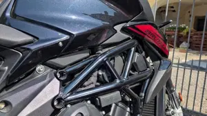 MV Agusta Brutale 800 R (2023 - 25)  (5)