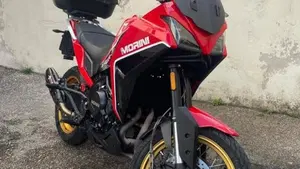 Moto Morini X-Cape 650 Gold Wheels Edition (2022 - 26) 