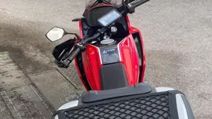 Moto Morini X-Cape 650 Gold Wheels Edition (2022 - 26)  (4)