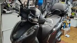 Honda SH 300 i Sport ABS (2018 - 20)  (3)