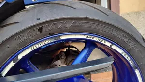 Yamaha MT-10 ABS (2016 - 17)  (5)
